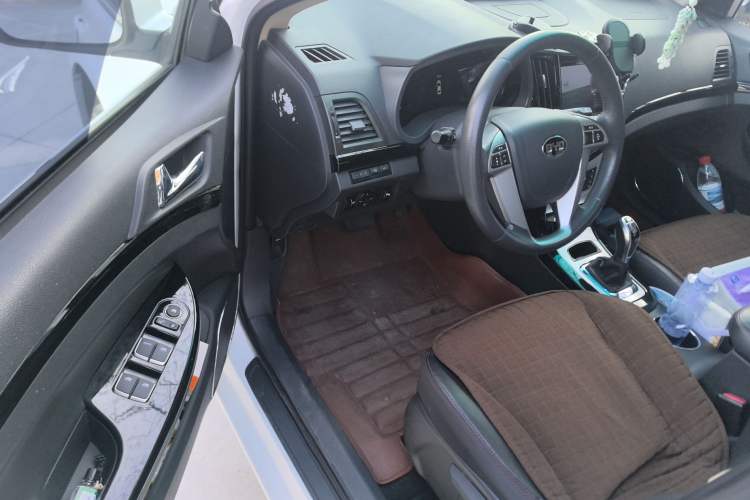 Used BYD e5 2016 300 Luxury Edition
