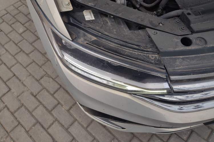 Used Volkswagen Tiguan L 2022 330TSI Automatic Two-Wheel Drive R-Line Enhanced Edition Exterior 6