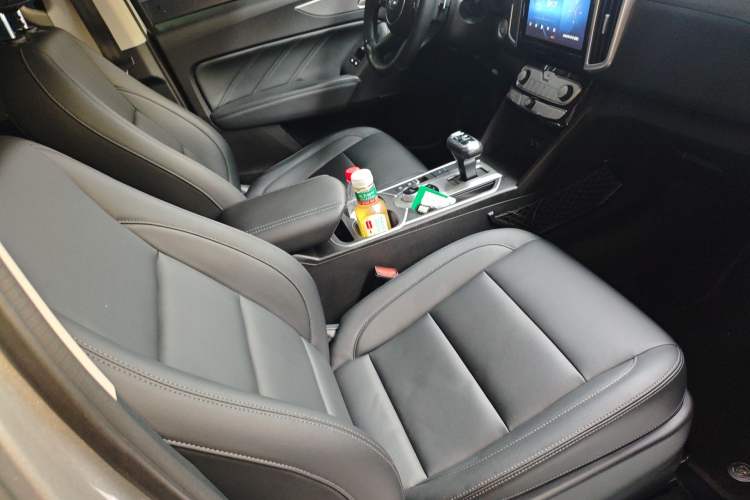 Used Great Wall Poer 2020 2.0T Commercial Version Automatic Diesel 4x4 Elite Long-Box GW4D20M
