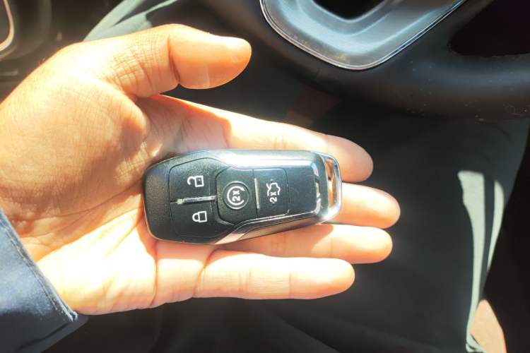 Used Lincoln MKX 2017 2.0T Four-Wheel Drive Zunya Edition
