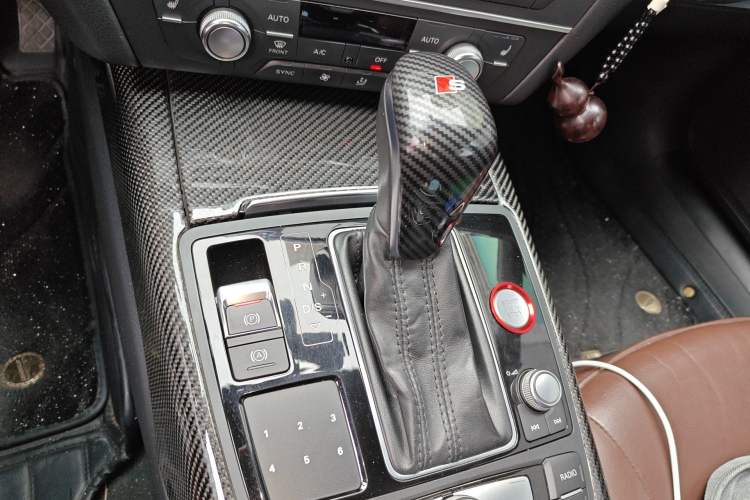 Used Audi A6L 2018 30th Anniversary Edition 45 TFSI quattro Sport model
