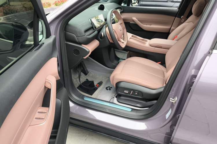 Used Nio EC6 2024 75 kWh
