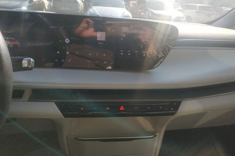 Used Buick GL8 New Energy 2024 Lu Zun Smart Edition 7-Seater