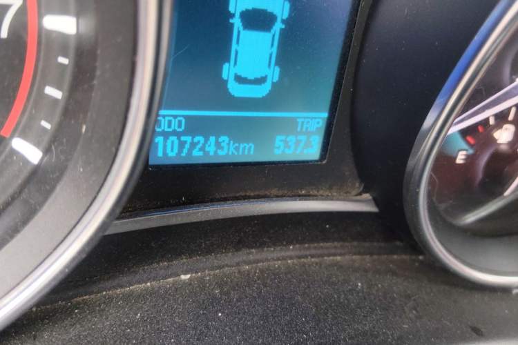 Used Haval H1 2015 1.5L AMT Urban Model Odometer Close Up