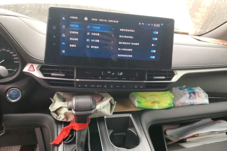 Used Toyota SIENNA 2021 2.5L Hybrid Premium Edition
