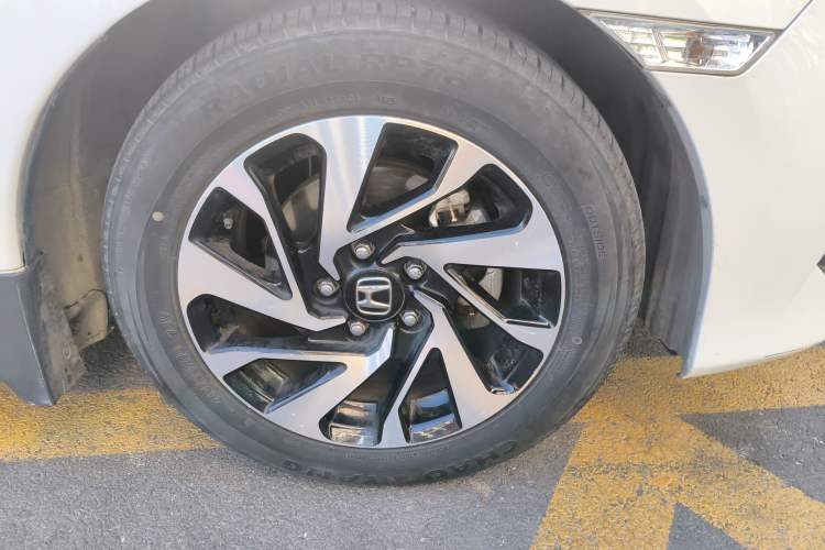 Used Honda Civic 2016 220TURBO CVT Luxury Edition