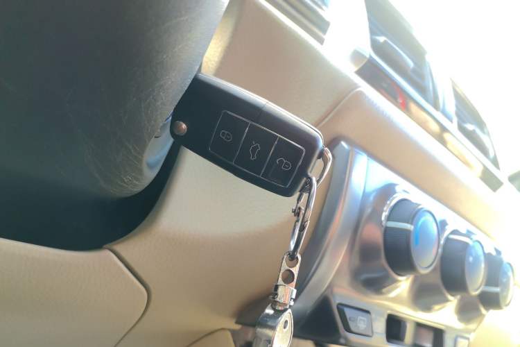 Used Toyota YARiS L Zhi Xuan 2014 1.5G Automatic Xuan Dong Edition