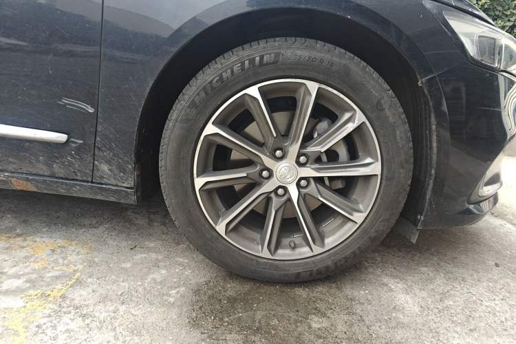 Used Buick LaCrosse 2019 28T Luxury Version