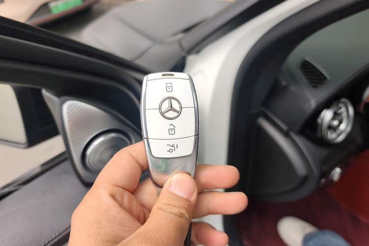 Used Mercedes-Benz GLC Coupe 2020 GLC 260 4MATIC Coupe SUV
