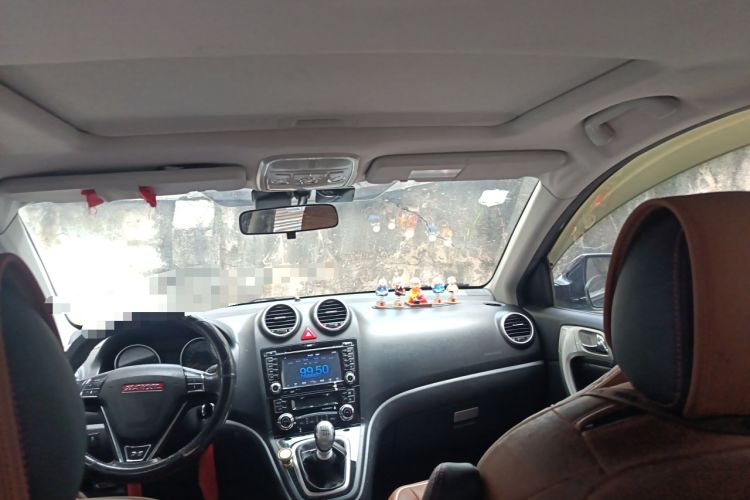 Used Haval H6 2015 Upgraded Model 1.5T Manual Two-Wheel Drive Elite Version