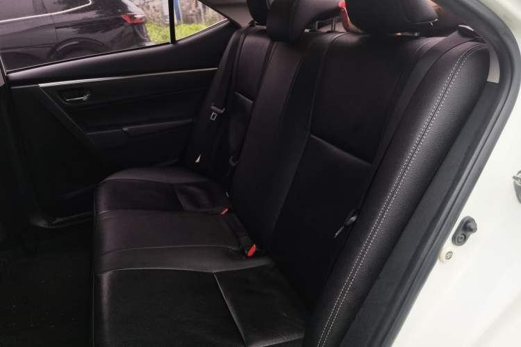 Used Toyota Corolla 2017 1.2T CVT GL Left Rear Seat