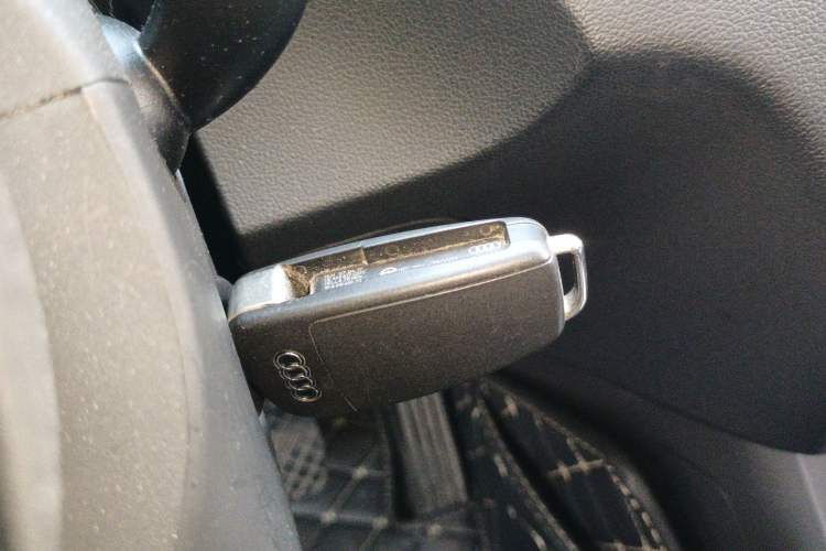 Used Audi Q3 2017 30 TFSI Standard Model
