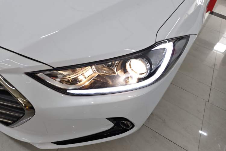 Used Hyundai Elantra (6th Generation / Lingdong) 2016 1.6L Automatic ZhiXuan – Elite Version Left Front Headlight