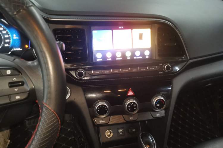 Used Hyundai Elantra (6th Generation / Lingdong) 2019 1.4T Dual-Clutch Xuan Dong · Dynamic Model Audio And AC Panel