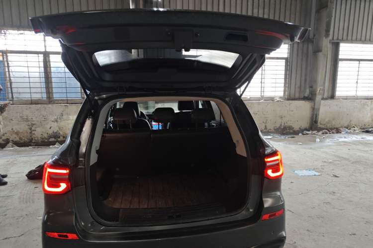 Used Roewe RX5 2023 PLUS 330TGI Automatic Trendsetting Smart Edition