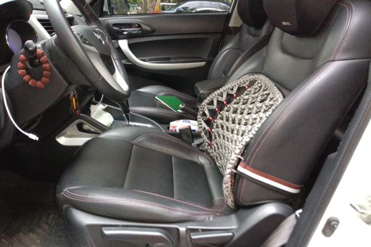 Used CHANGAN CS35 2016 1.6L Automatic Luxury Model China V Standard
