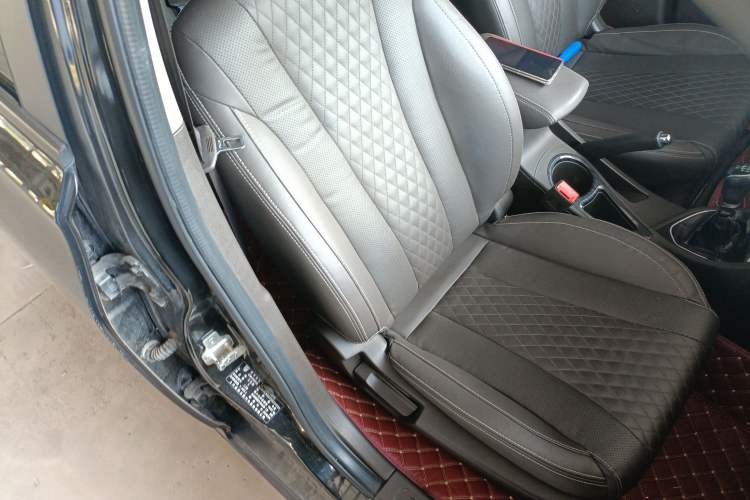 Used Baojun 630 2016 1.5L manual Comfort trim level Right Front Seat