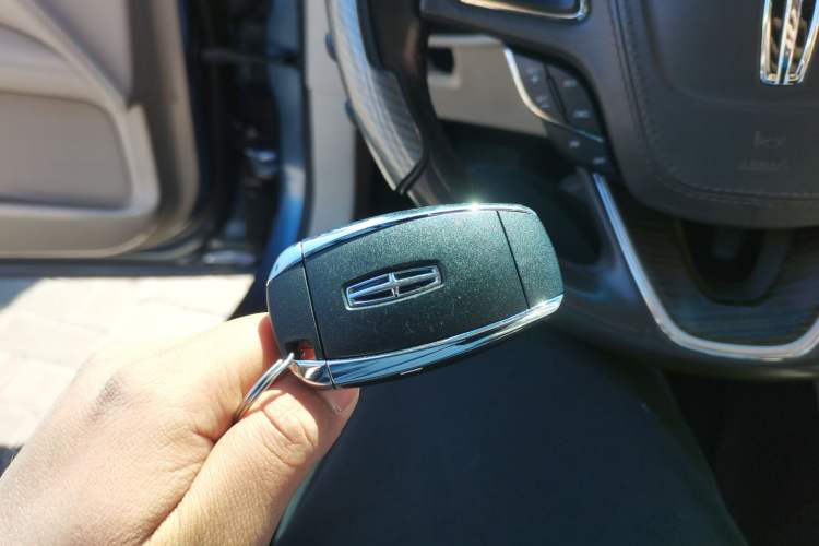 Used Lincoln MKZ 2018 2.0T Luxury Edition
