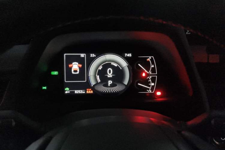 Used Lexus UX 2022 260h Explore-Cool Edition
