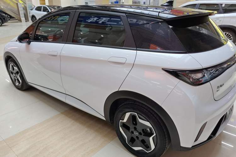 Used BYD Dolphin 2021 405 km Fashion Edition