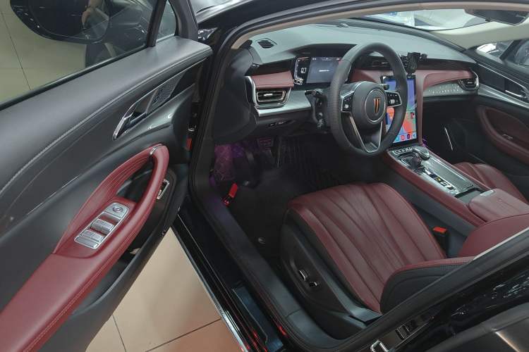 Used Hongqi H5 2024 1.5T DCT Smart Connect Flagship Edition
