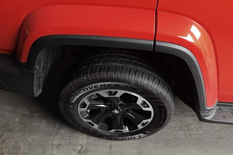 Used Tank 300 New Energy 2025 Hi4-T