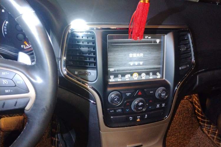 Used Jeep Grand Cherokee (Import) 2015 3.0L Elite Navigation Edition