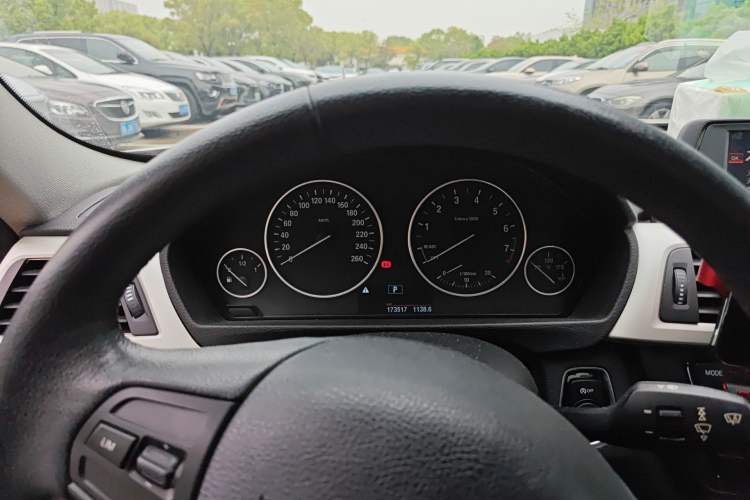 Used BMW 3 Series 2015 316Li Fashion Model Instrument Cluster