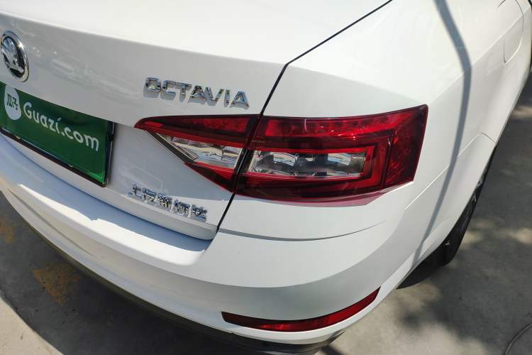 Used Skoda Octavia 2018 TSI230 DSG Comfort Edition
