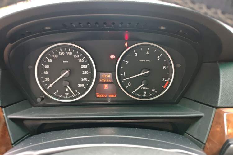 Used BMW 5 Series 2010 530Li Luxury Model Instrument Cluster