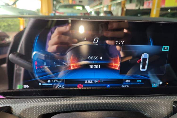 Used Mercedes-Benz A AMG 2024 Facelift AMG A 35 L 4MATIC Instrument Cluster