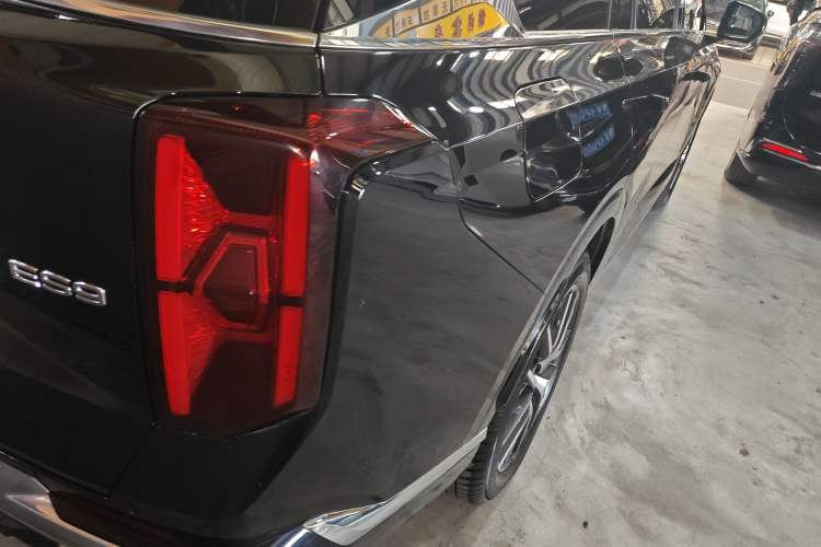 Used GAC Trumpchi ES9 2024 PHEV with 143 km Max