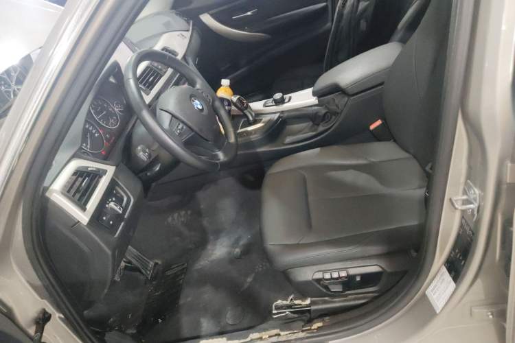 Used BMW 3 Series 2014 320Li Fashion Model