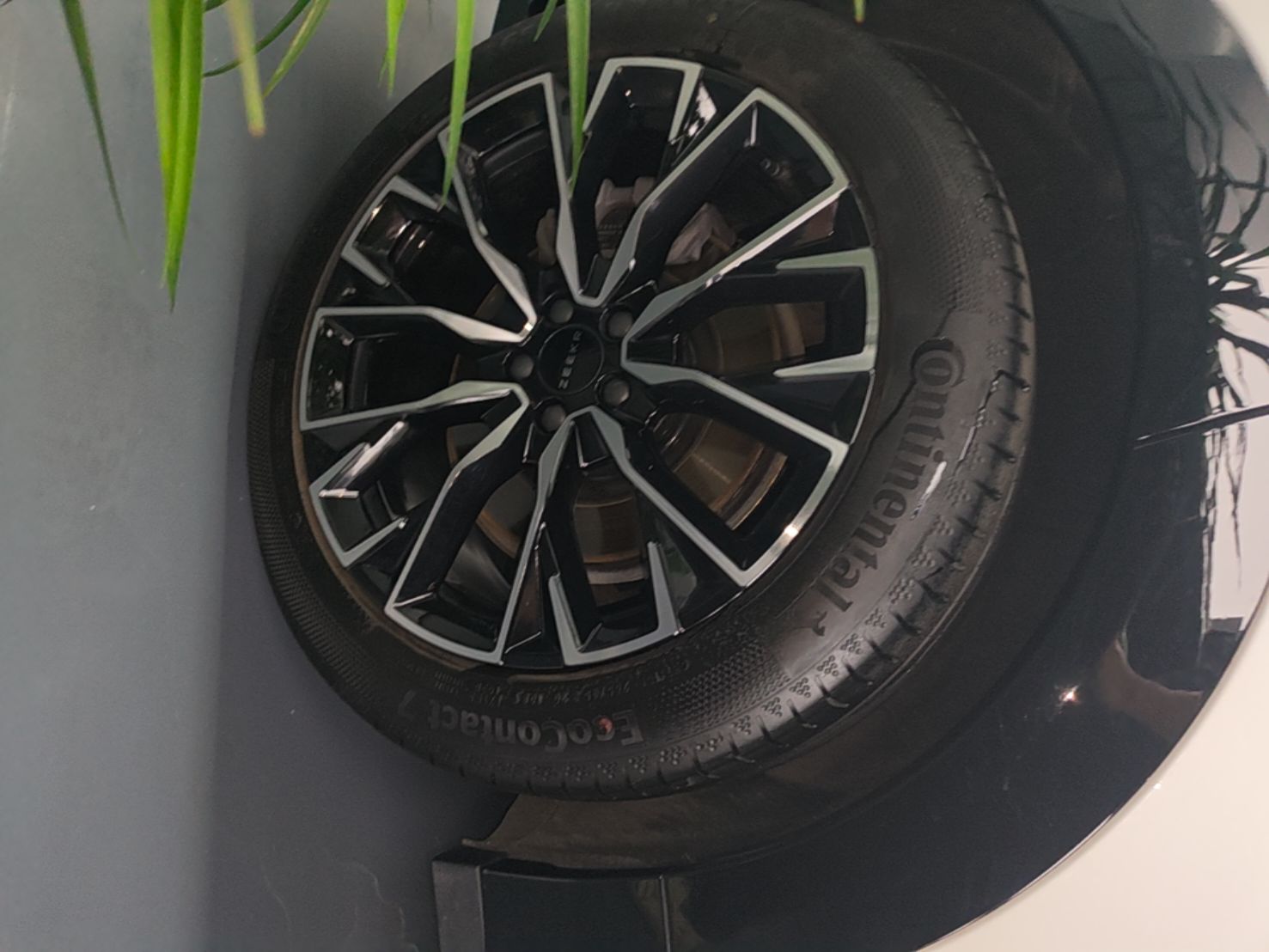 Zeekr 7X 2025 75 kWh Rear-Wheel Drive Intelligent Driving Version — снимка 11