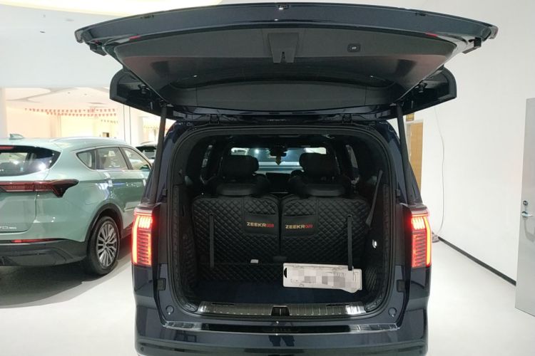 Used Zeekr 009 2022 WE Edition
