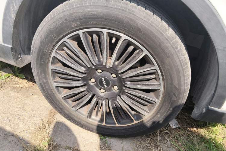 Used Sinotruk VGV U70 2020 1.5T Automatic Smart Luxury 7-Seater
