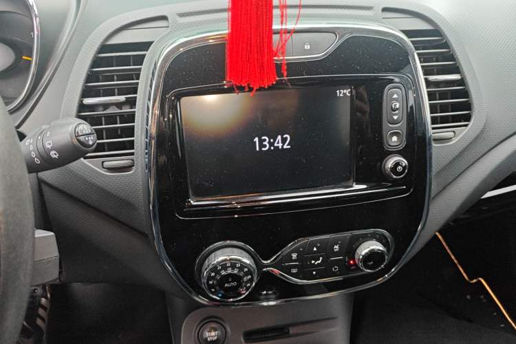 Used Renault Captur 2015 1.2T Automatic Luxury First Edition