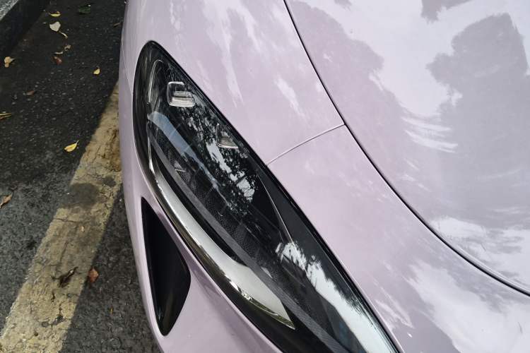 Used Xiaomi Auto SU7 2024 Rear-Drive Long-Range Intelligent Driving Version Right Front Headlight