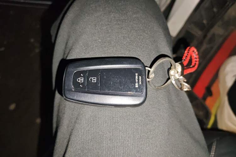 Used Toyota RAV4 2020 2.0L CVT Two-Wheel Drive Prestige Edition
