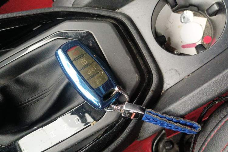 Used Haval H2s 2018 Red-Label 1.5T Dual-Clutch Fashion Edition Vehicle Key