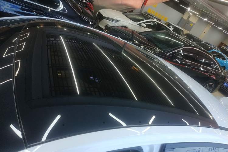 Used CHANGAN UNI-V 2024 1.5T Prestige Edition
