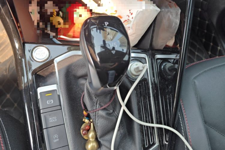 Used Volkswagen Tayron 2020 330TSI Two-Wheel Drive Luxury Smart Connectivity Version Gear Lever