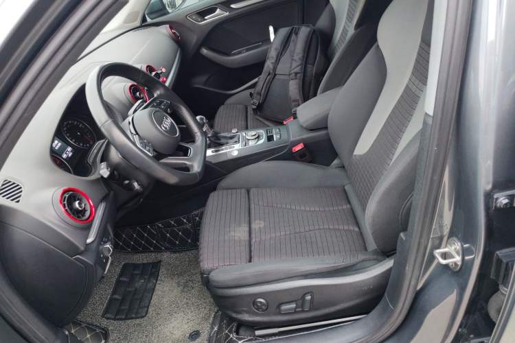 Used Audi A3 2020 Limousine 40 TFSI Sporty Version China VI Left Front Seat