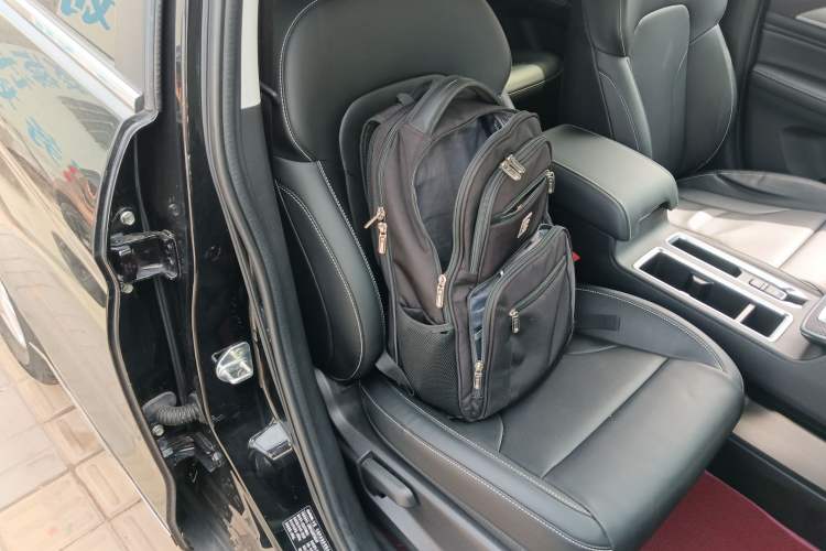 Used Haval M6 2023 PLUS 1.5T DCT Luxury Smart Connectivity Model