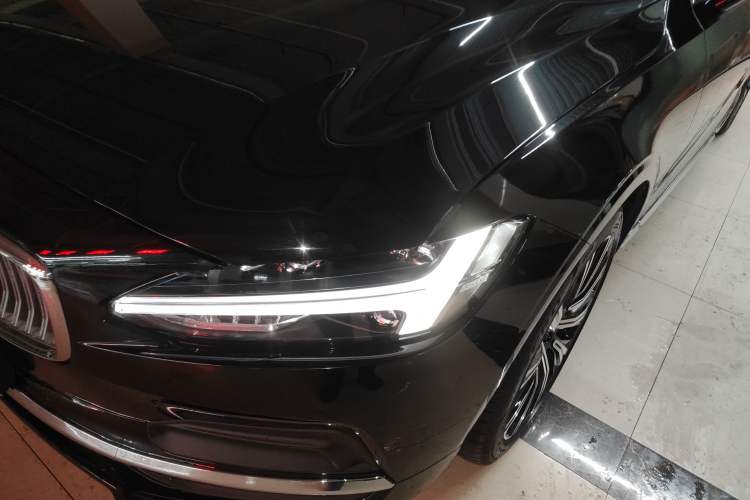 Used Volvo S90 2024 B5 Zhiyuan Luxury Edition
