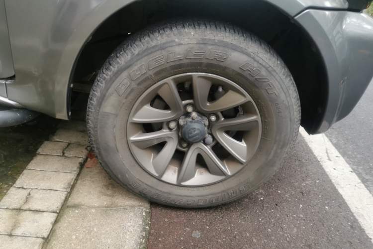 Used Suzuki Jimny 2015 1.3 AT Mode3 Navigation Edition
