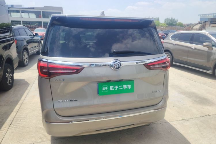 Used Buick GL8 2022 ES Landtrek 653T Luxury Edition