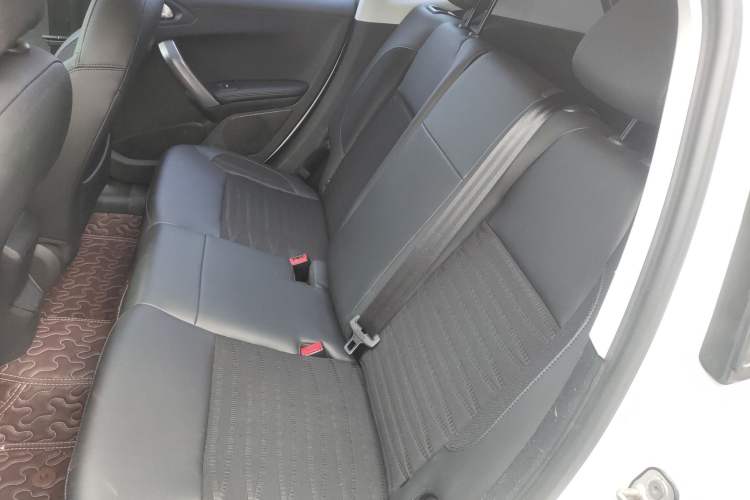 Used Peugeot 2008 2018 230THP Automatic Luxury Edition Left Rear Seat