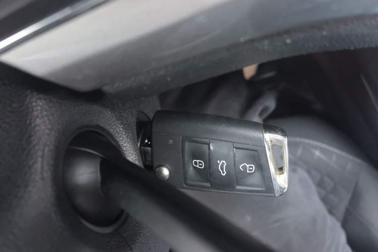 Used Volkswagen Lamando 2019 230TSI DSG Fashion Edition China VI