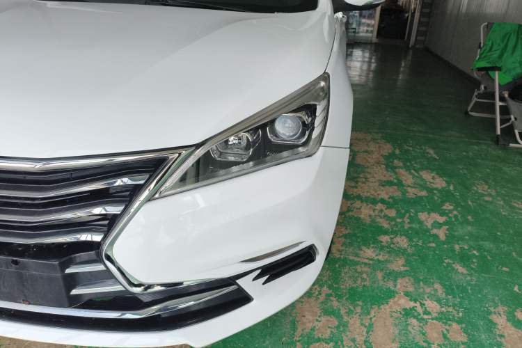 Used CHANGAN Eado DT 2019 1.6L Manual Comfort Model China VI Standard Left Front Headlight